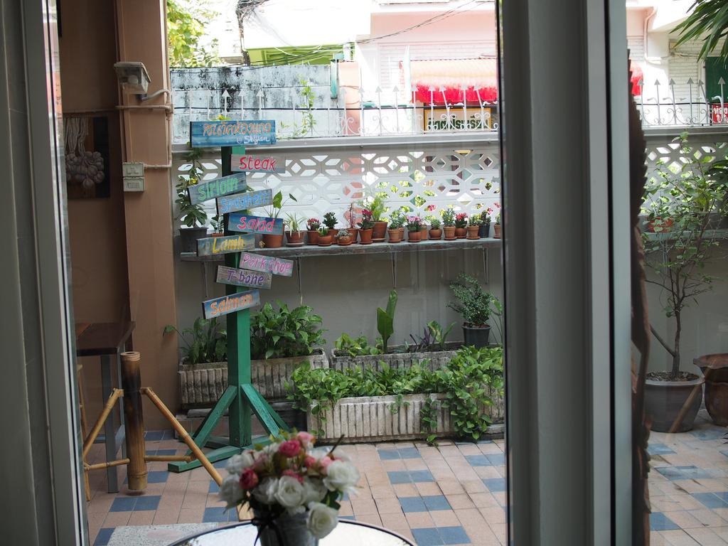 Sriyanar Place Банкок Екстериор снимка