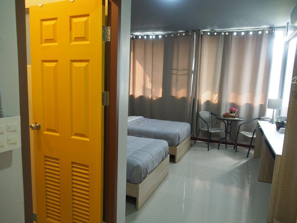 Sriyanar Place Банкок Екстериор снимка